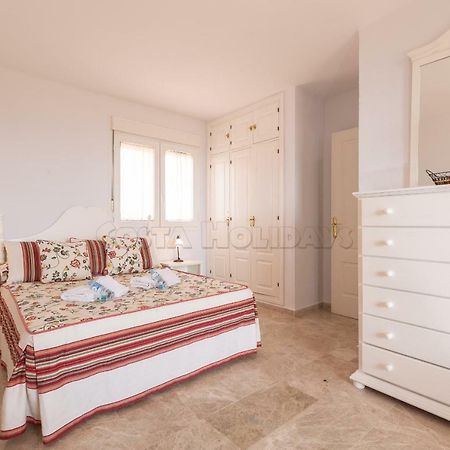 Townhouse Manilva Beach Bagian luar foto