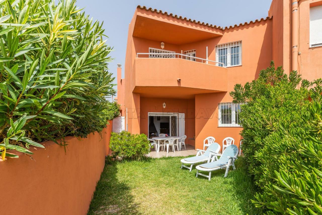 Townhouse Manilva Beach Bagian luar foto