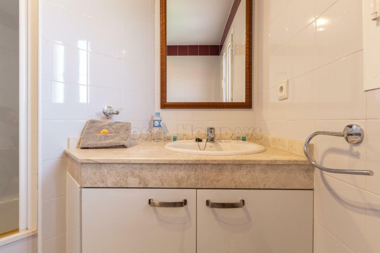 Townhouse Manilva Beach Bagian luar foto