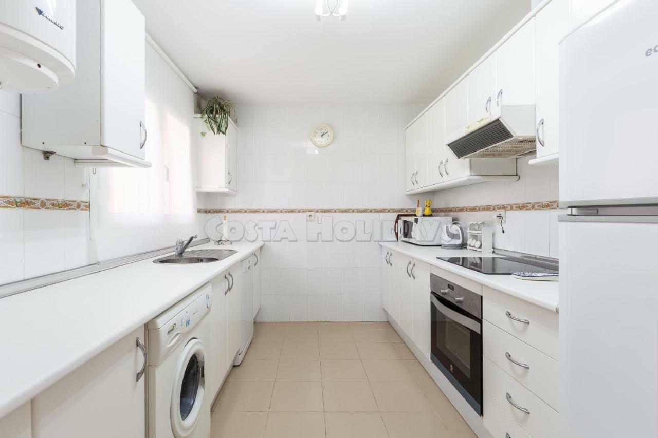 Townhouse Manilva Beach Bagian luar foto